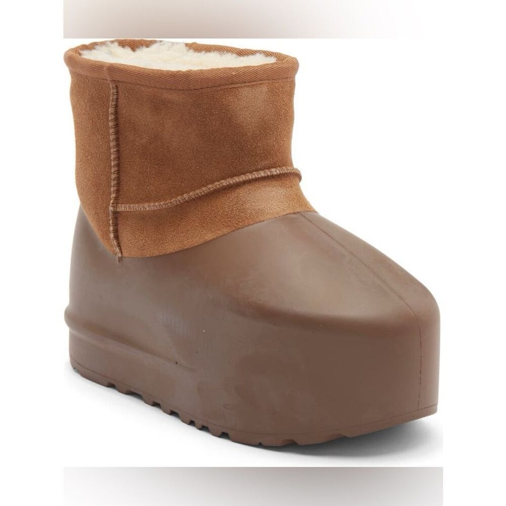 UGG Classic Mini Pumped Molded boots in chestnut size 9 women’s